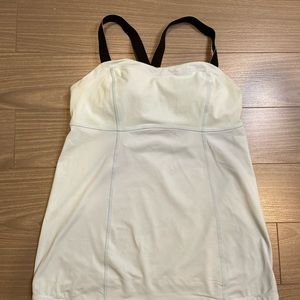LULULEMON ACTIVE WEAR VEST